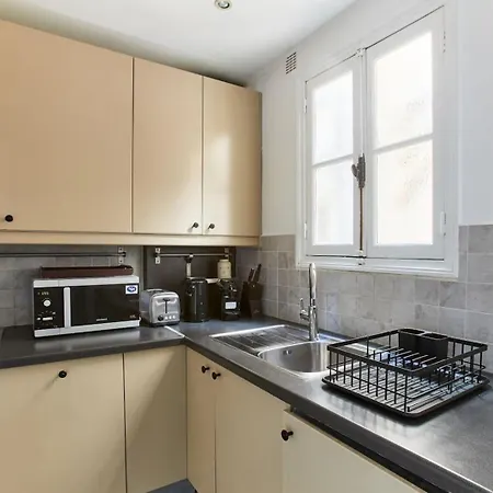 Daire Bnbnook - Chic 2br - Champs-elysees & Lafayette *