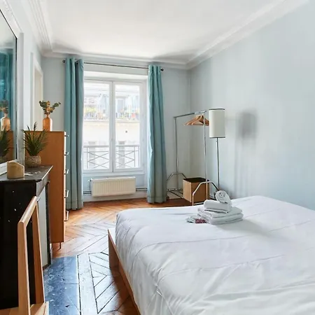 Bnbnook - Chic 2br - Champs-elysees & Lafayette Daire Paris