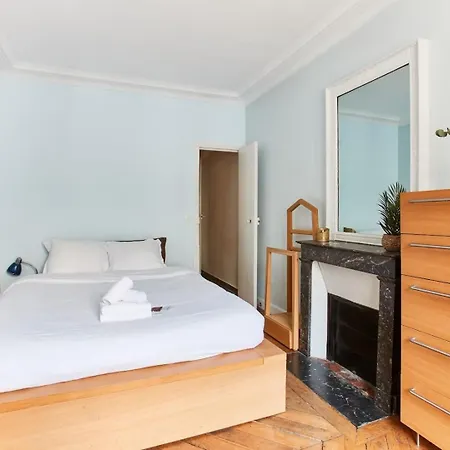 Bnbnook - Chic 2br - Champs-elysees & Lafayette