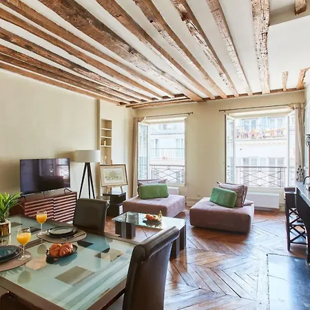 Bnbnook - Chic 2br - Champs-elysees & Lafayette *